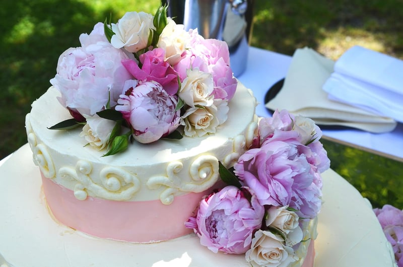 Modern Wedding Cake